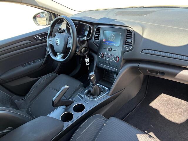 Renault MEGANE Estate 1.2 TCe Bose | Trekhaak | Bose | LM Velgen | Climate |