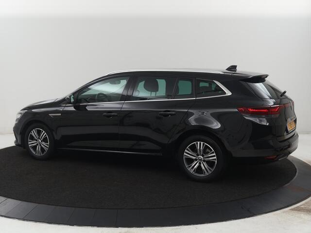 Renault MEGANE Estate 1.3 TCe Intens | Half leder | Cruise control | Park assist | Navigatie | Bluetooth | Virtueel dasboard | Climate control