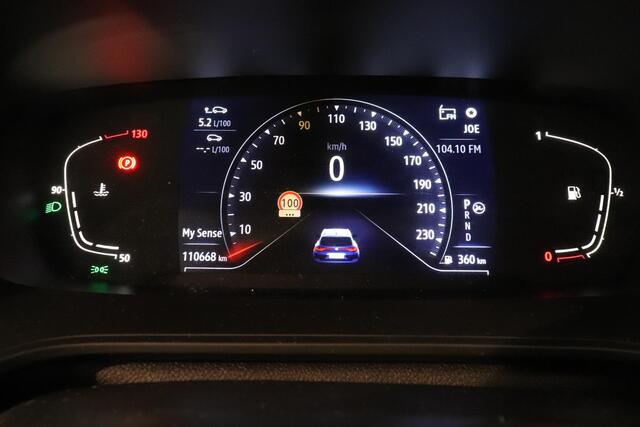 Renault MEGANE Estate 1.3 TCe Intens | Parkeersensoren | Climate control | Navigatie | Trekhaak | Cruise control | AppleCArplay AndroidAuto |