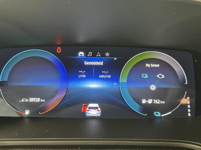Renault MEGANE Estate 1.6 E-Tech Plug-In Hybrid 160 Zen | Navigatie| Parkeersensoren | Climate Control | Trekhaak |