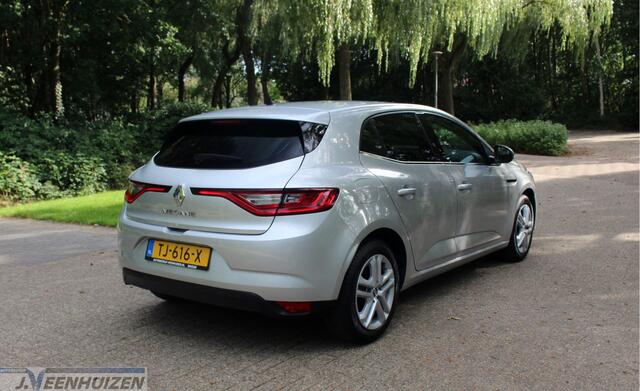 Renault MEGANE 1.3 TCe Zen | 2018 | ?Navi |?Cruise |