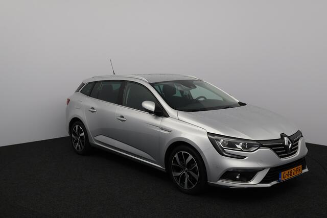 Renault MEGANE Estate 1.3 TCe Bose/ Automaat/ Trekhaak/ 17'' LMV/ Apple + Android/ Dode-Hoek DET./ Half-Leder/ Lane-Assist./ Camera/ Keyless/ PDC V+a/ Extra getint glas/ DAB+/ Dakrails.