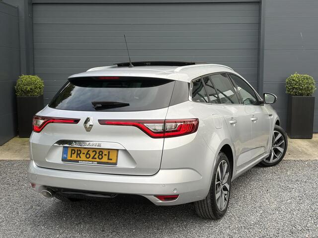 Renault MEGANE Estate 1.2 TCe Bose ?2 Eigenaar?Pano?Camera?Net beurt gehad?Navi?Keyless?Clima?Cruise?Leder?131pk?Pdc V+A?6 Bak?Rijstrooksensor?Dodehoeksensor?17'' Lm velgen?N.A.P?Apk tot 09-2027