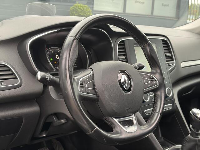 Renault MEGANE Estate 1.2 TCe Bose ?2 Eigenaar?Pano?Camera?Net beurt gehad?Navi?Keyless?Clima?Cruise?Leder?131pk?Pdc V+A?6 Bak?Rijstrooksensor?Dodehoeksensor?17'' Lm velgen?N.A.P?Apk tot 09-2027