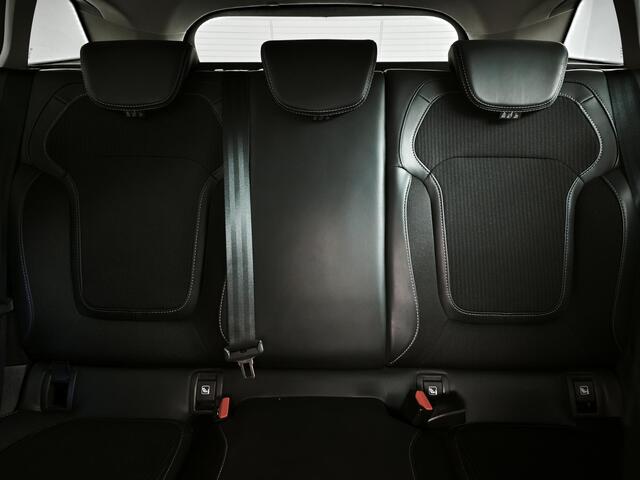 Renault MEGANE Estate 1.3 TCe 140 Techno | Navigatie | Camera | Apple & Android Carplay | Climate Control | Cruise Control | Trekhaak