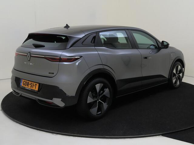 Renault MEGANE E-Tech EV60 220 Optimum Charge Equilibre | Achteruitrijcamera | Parkeersensoren Achter | AppleCarplay & AndroidAuto | Lane Assist | Bluetooth | Lichtmetalen Velgen | Led Verlichting |