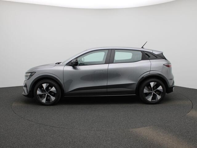 Renault MEGANE E-Tech 130 PK EV40 Boost Charge Equilibre | APPLE CARPLAY | ACHTERUITRIJCAMERA | CRUISE CONTROL | BLUETOOTH |