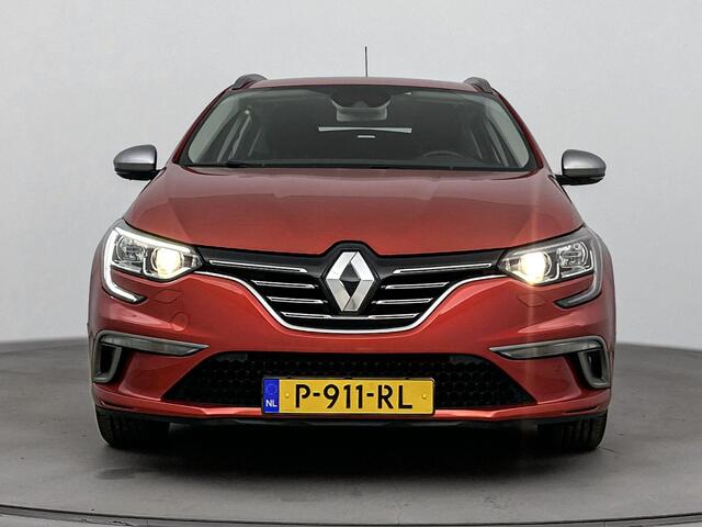 Renault MEGANE Estate 1.3 TCe GT-Line | Cruise Control | Trekhaak afneembaar | Achteruitrijcamera & Parkeersensoren | Airco | Apple Carplay/Android Auto |