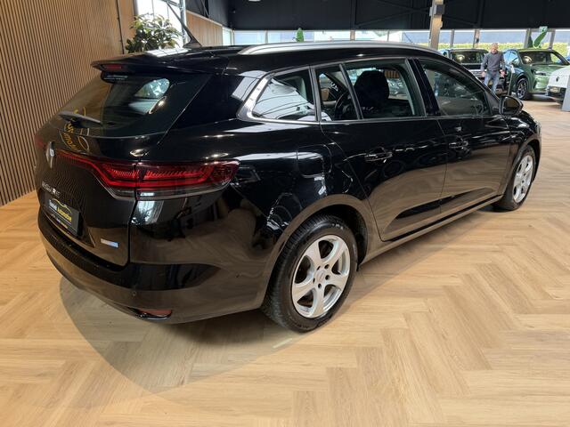 Renault MEGANE Estate 1.6 E-Tech Plug-In Hybrid 160 Business Zen