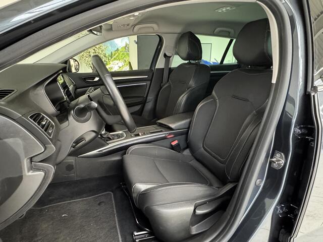 Renault MEGANE Estate 1.3 TCe 140 Techno | Stoelverwarming | Trekhaak | Navigatie | Camera |