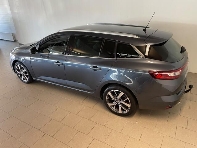 Renault MEGANE Estate 1.5 dCi Bose AUTOMAAT AIRCO NAVI CRUISE BLUETOOTH CAMERA TREKHAAK MULTI STUUR LEER ZEER NETTE AUTO