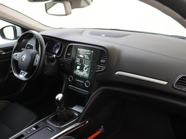 Renault MEGANE 1.3 TCe Bose |Trekhaak 1650 kg |Navigatie | Cruise & Climate Control| Achteruitrijcamera| Parkeersensoren voor & achter|