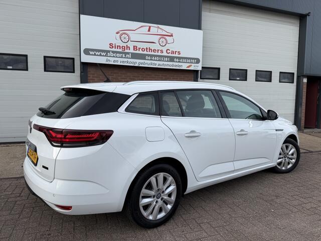 Renault MEGANE Estate 1.6 ET PH 160 Eq. CARPLAY CAMERA INRUIL MOG!!