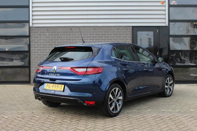 Renault MEGANE 1.2 TCe Bose / HUD / Keyless / Camera / N.A.P.