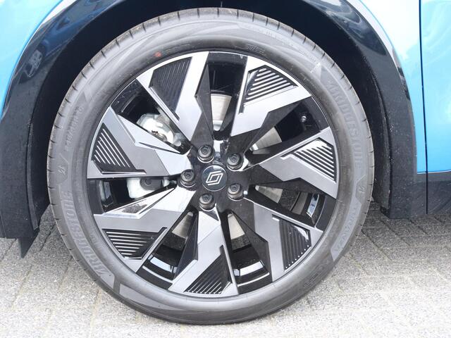 Renault Rafale E-Tech Hybrid 200 Esprit Alpine Nú met ¤ 4.500,- voordeel van ¤ 59.457-, vóór ¤ 54.957 incl. BTW/BPM
