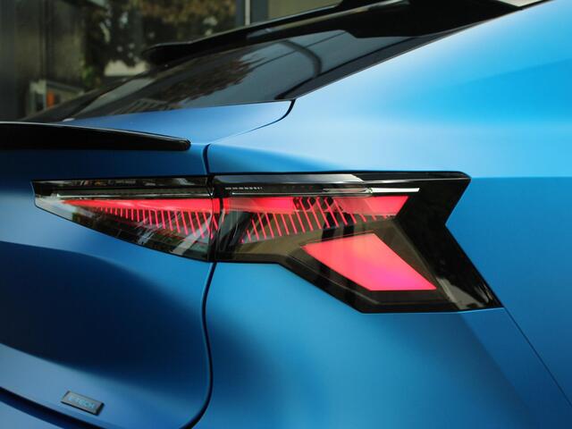 Renault Rafale 1.2 E-Tech 4x4 plug-in hybrid 300 atelier Alpine / DEMO / FULL OPTION / SOLAR-BAY PANORAMADAK / HARMAN-KARDON / MATRIX-LED / 4-CONTROL / 360 CAMERA / HEAD-UP / BLINDSPOT / 21''