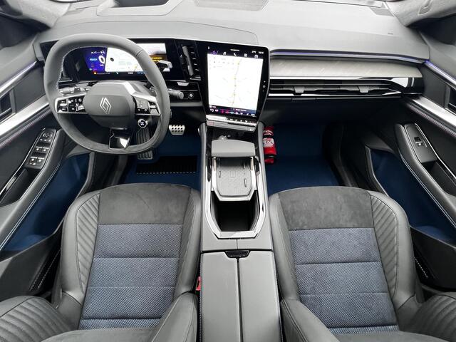 Renault Rafale E-Tech 4x4 plug-in hybrid 300 Atelier Alpine / Direct Leverbaar nieuw / Camera 360° / Leder Alcantara / Elektr. stoelen + klep / Panoramadak / Stuur-, stoel- en voorruitverwarming / HUD / 21" LM Wielen /