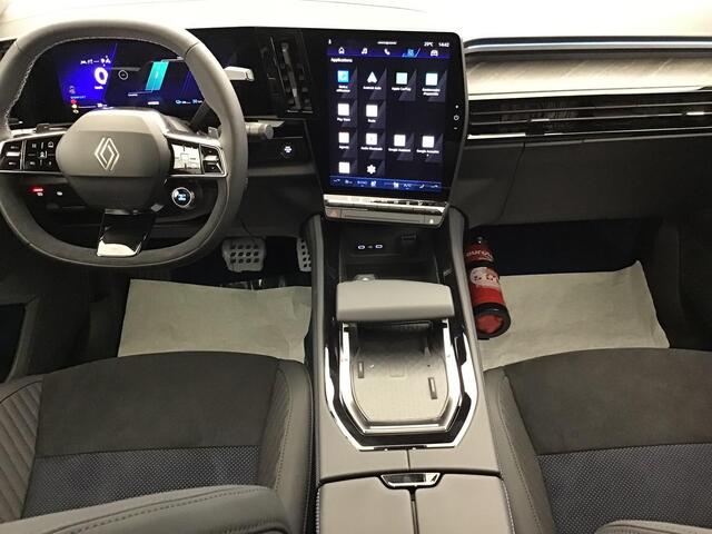 Renault Rafale E-Tech 4x4 plug-in hybrid 300 esprit Alpine SOLARBAY GLAZEN DAK/ ELEK. ACHTERKLEP/ 4X4 AANDRIJVING EN 4 WIEL STURING/ 2 LAADKABELS/ ETC... RIJKLAAR!