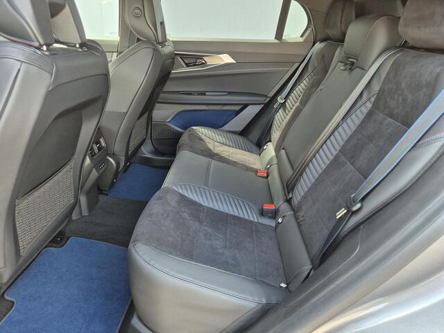 Renault Rafale E-Tech full hybrid 200 esprit Alpine Automaat / 1500kg Trekgewicht / Apple Carplay Android Auto / Stoelverwarming / Adaptief CC / Elektrische achterklep / Achteruitrijcamera / Draadloze telefoon lader / Climate control / Lichtmetalen wielen 20" /