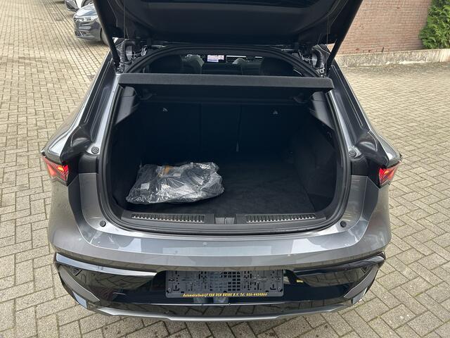 Renault Rafale 1.2 E-Tech 4x4 plug-in hybrid 300 atelier Alpine/Full options