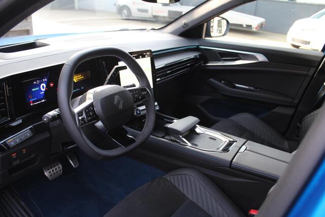 Renault Rafale 1.2 E-Tech 4x4 plug-in hybrid 300 esprit Alpine