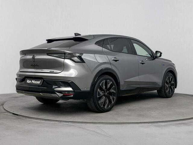 Renault Rafale 1.2 E-Tech 4x4 plug-in hybrid 300Pk esprit Alpine | Google Navigatie | Apple & Android Carplay | 4 Control | Parkeersensoren Voor & Achter | 360 Camera | Stoel, Stuur en Voorruitverwarming | Keyless Entry |