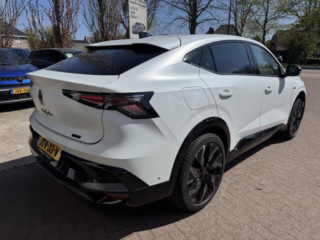 Renault Rafale 1.2 E-Tech 4x4 plug-in hybrid 300 esprit Alpine