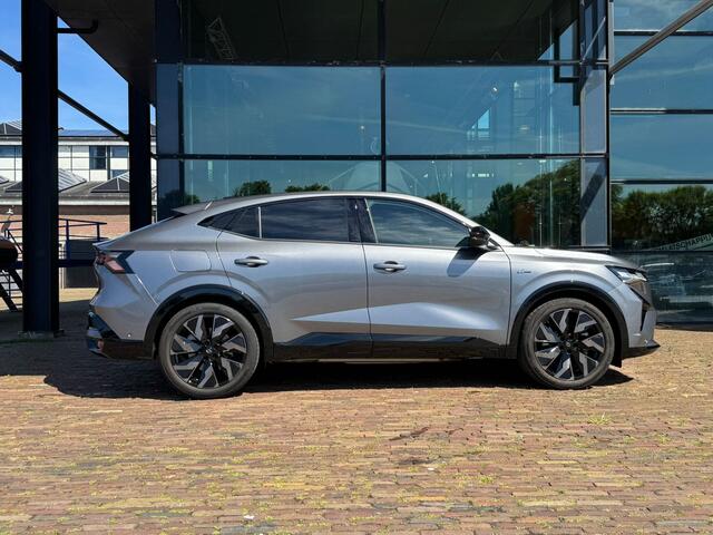 Renault Rafale 1.2 E-Tech 4x4 plug-in hybrid 300 esprit Alpine