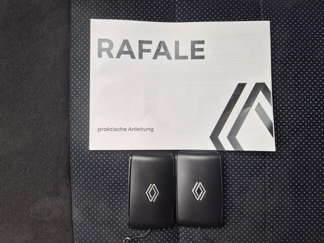 Renault Rafale 1.2 E-Tech 4x4 plug-in hybrid 300 esprit Alpine / Fabrieksgarantie tot 09-2027 / Panoramadak / All-season banden / Trekgewicht 1.500 kg / Head Up Display / 360 Camera / Stoel-/Voorruit-/Stuurwiel Verwarmd / Apple Carplay Android Auto / Adpatieve Cruise /