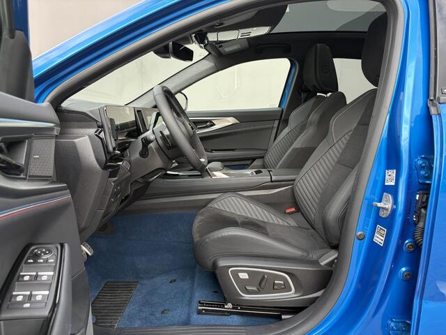 Renault Rafale E-Tech 4x4 plug-in full hybrid 300 esprit Alpine / Fabrieksgarantie tot 09-2027 / Panoramadak / All-season banden / Trekgewicht 1.500 kg / Head Up Display / 360 Camera / Stoel-/Voorruit-/Stuurwiel Verwarmd / Apple Carplay Android Auto / Adpatieve Cruise /