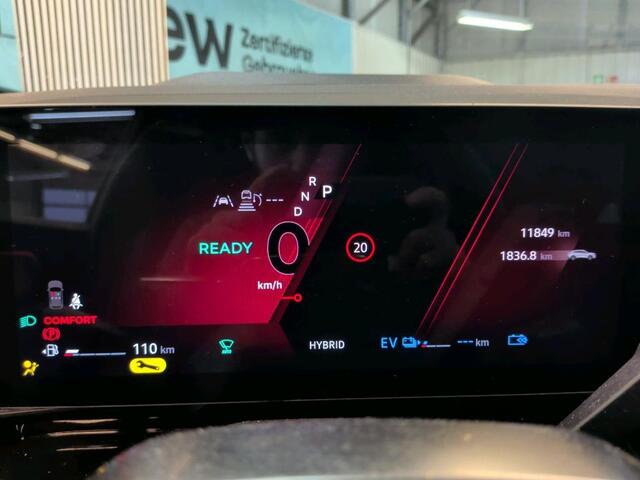 Renault Rafale 1.2 E-Tech 4x4 plug-in hybrid 300 atelier Alpine