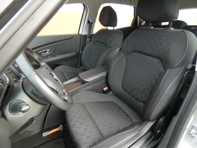 Renault SCENIC 1.3 TCe Limited/ lage km/ zeer mooi!