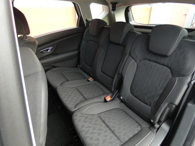 Renault SCENIC 1.3 TCe Limited/ lage km/ zeer mooi!