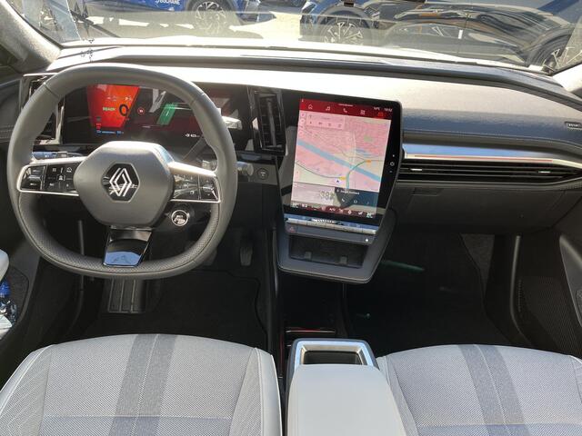 Renault SCENIC E-Tech EV87 long range Iconic | Panoramadak | 360° Rondomzichtcamera
