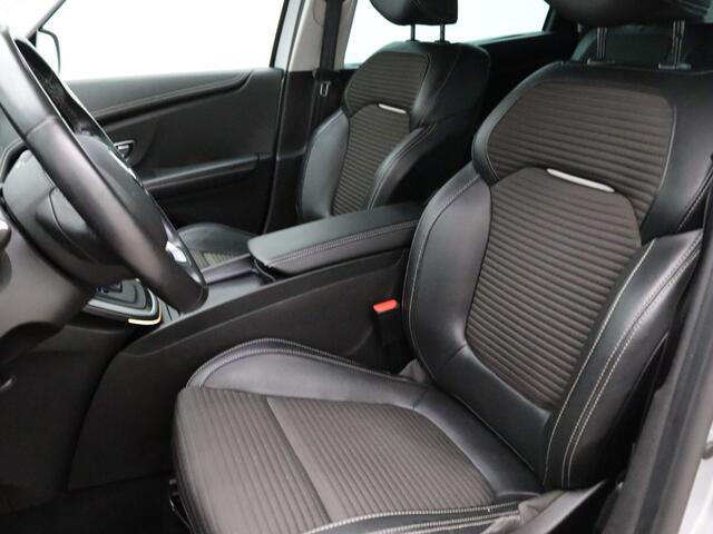 Renault SCENIC TCe 140pk Intens EDC/AUTOMAAT Camera | Climate | Navi | Parksens. v+a | Trekhaak
