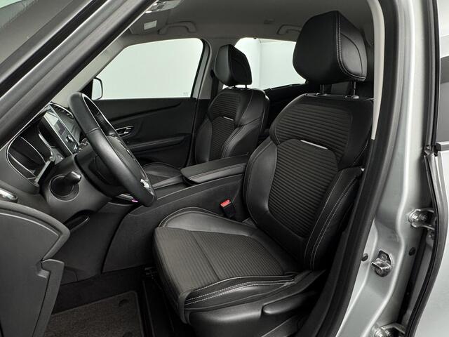Renault SCENIC 1.2 TCe Intens | Trekhaak | Navigatie |