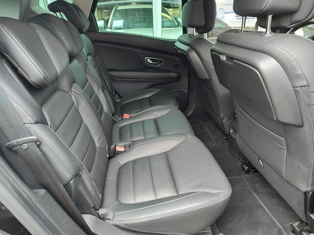 Renault SCENIC 1.3 TCe INITIALE PARIS AUTOMAAT Trekhaak | Massagestoelen | Autom. parkeersysteem