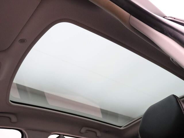 Renault SCENIC TCe 140pk Intens Camera | Climate | Navi | Panoramadak | Trekhaak
