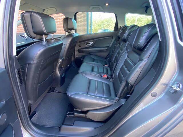 Renault SCENIC 1.3 TCE INTENS AUTOMAAT LEER CAMERA BOSE STOELVW+MASSAGE TREK-H