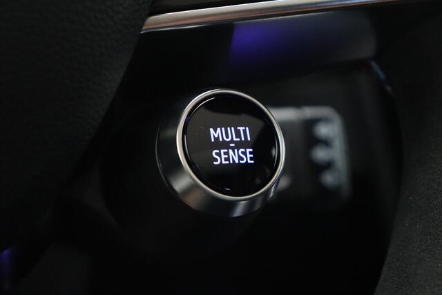 Renault SCENIC E-Tech EV87 220 Long Range 1AT esprit Alpine | 20" lichtmetalen wielen 'Speedway' | Achteruitrijcamera | Adaptive Vision LED koplampen met geïntegreerde mistlampfunctie