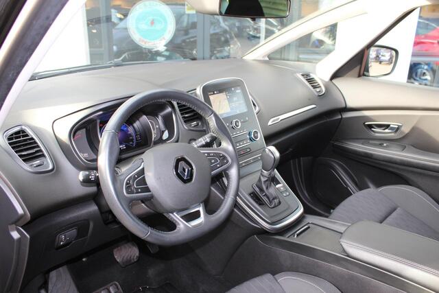 Renault SCENIC 1.3 TCe Limited 140 pk EDC AUTOMAAT,Navigatie,PDC+ Camera