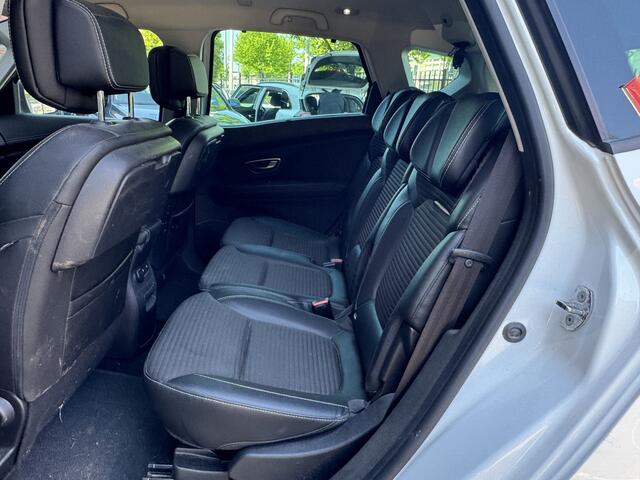 Renault SCENIC 1.2 TCe Bose // TREKHAAK // NAVI // CAMERA // CLIMA // CRUISE // MASSAGE STOEL //