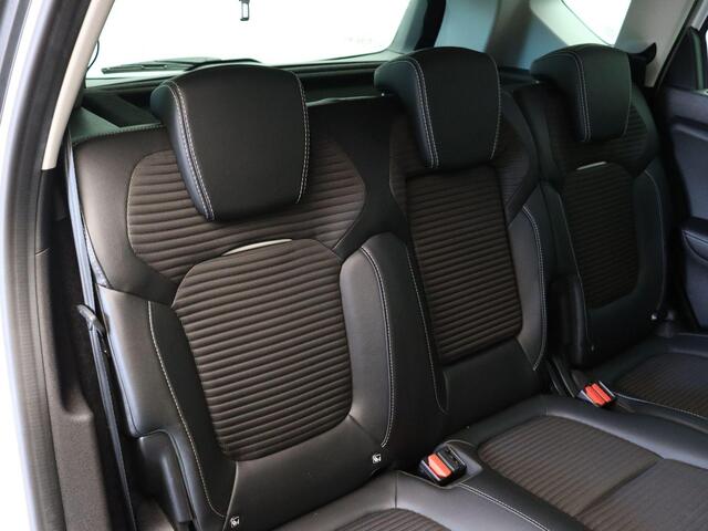 Renault SCENIC 1.5 dCi 110pk EDC/Autom. Intens | Trekhaak | Automaat | Achteruitrijcamera | Parkeersensoren Voor en Achter |
