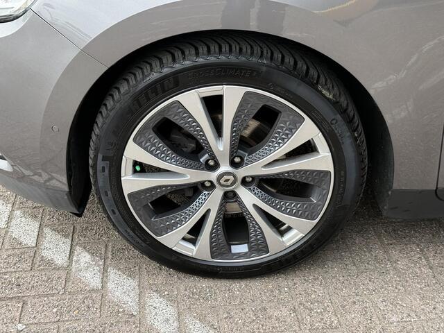 Renault SCENIC 1.3 TCe Intens | Trekhaak | Navigatie | Achteruitrijcamera | Climate Control | Cruise Control | Parkeersensoren