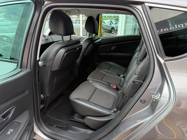 Renault SCENIC 1.3 TCe Intens | Trekhaak | Navigatie | Achteruitrijcamera | Climate Control | Cruise Control | Parkeersensoren