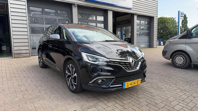 Renault SCENIC 1.3 TCe 140pk Automaat Intens Panoramadak Trekhaak Navi Camera Dodehoek 20" LM Dealeronderhouden