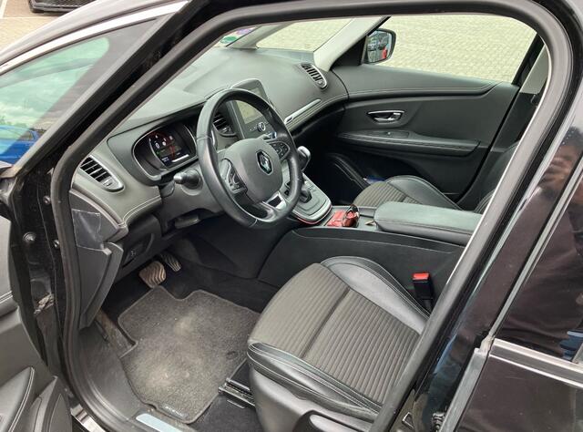 Renault SCENIC 1.3 TCe Intens / Camera / Head-up / Navigatie / Half leder / 20'' / Dodehoek / DAB / Cruise Control