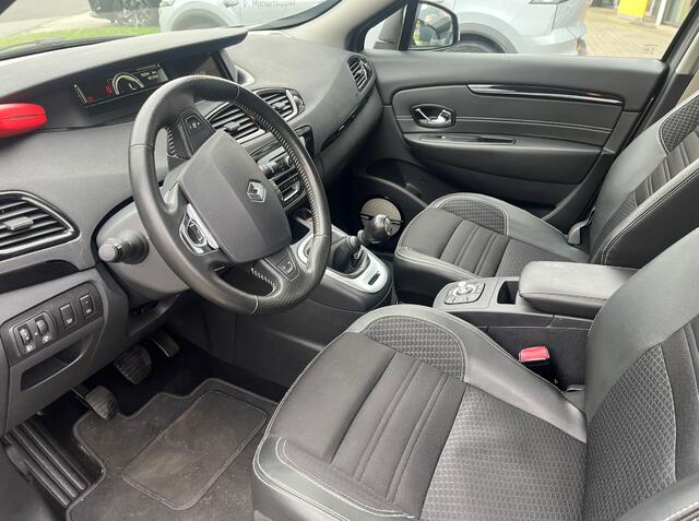 Renault SCENIC 1.2 TCe Bose / NIEUWSTAAT! / Camera / Navigatie / Keyless / 17'' / Stoelverwarming / Climate Control / Cruise Control