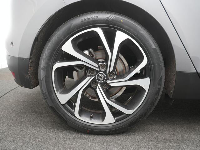 Renault SCENIC TCe 130 Bose - RIJKLAARPRIJS - Achteruitrijcamera - Panoramadak - Trekhaak - Dealeronderhouden