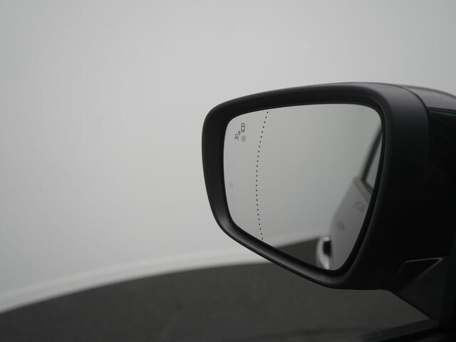 Renault SCENIC TCe 130 Bose - RIJKLAARPRIJS - Achteruitrijcamera - Panoramadak - Trekhaak - Dealeronderhouden